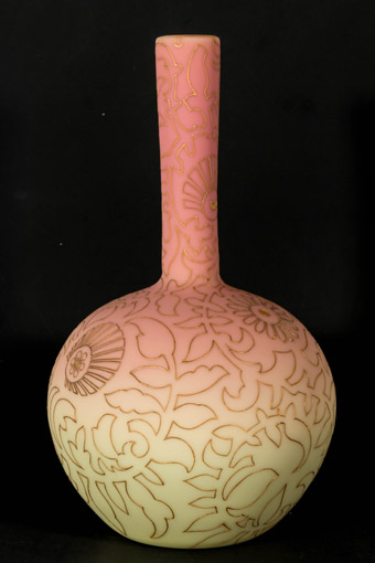 A Rare Mt. Washington 12 InchTapesty Decorated Burmese Vase