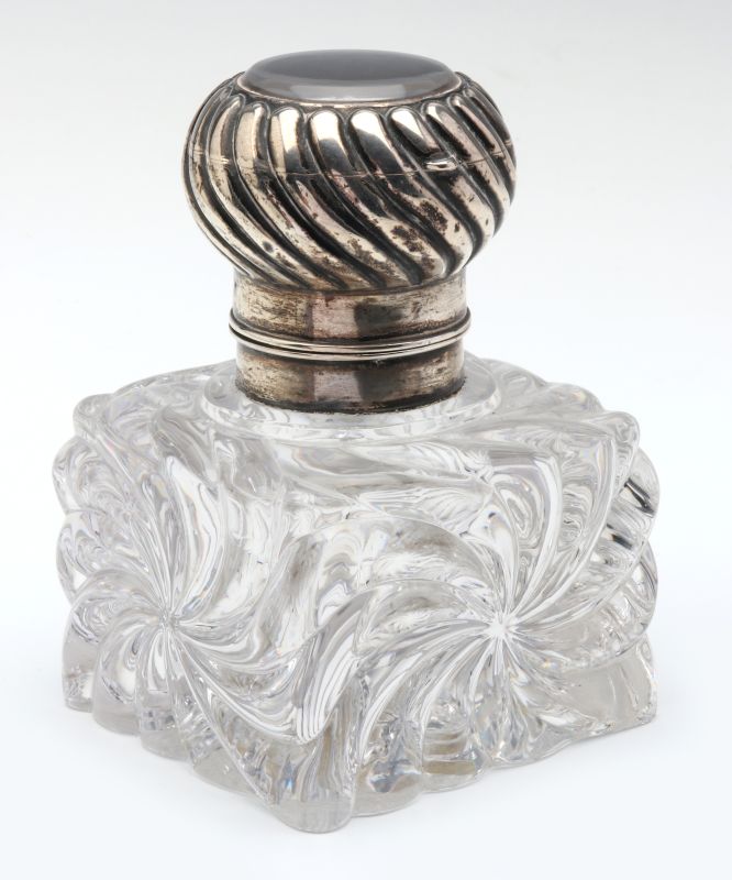 A BACCARAT CRYSTAL INKWELL WITH SECOND RECEPTACLE