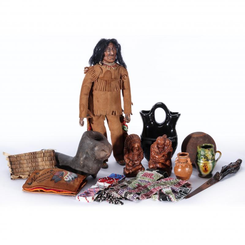 A COLLECTION OF NATIVE AMERICAN RELATED OBJECTS