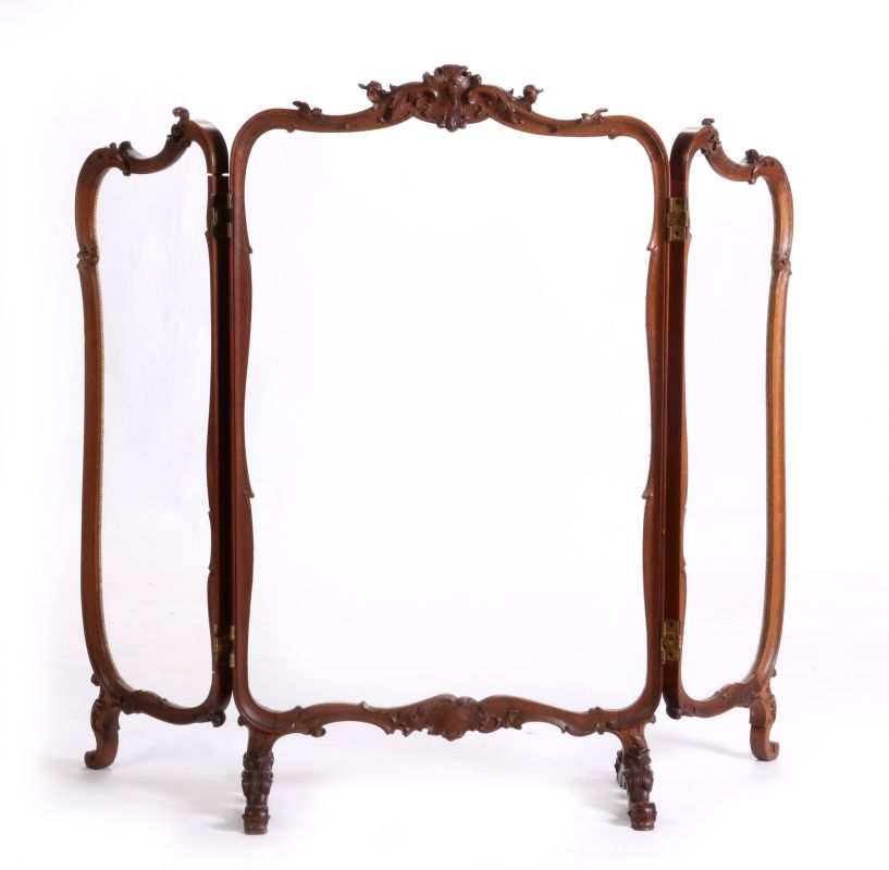 A HIGHLY CARVED ROCOCO REVIVAL WALNUT  SCREEN