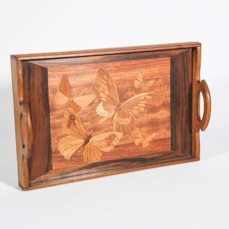 AN EARLY 20TH C. MARQUETRY TRAY WITH BUTTERFLIES