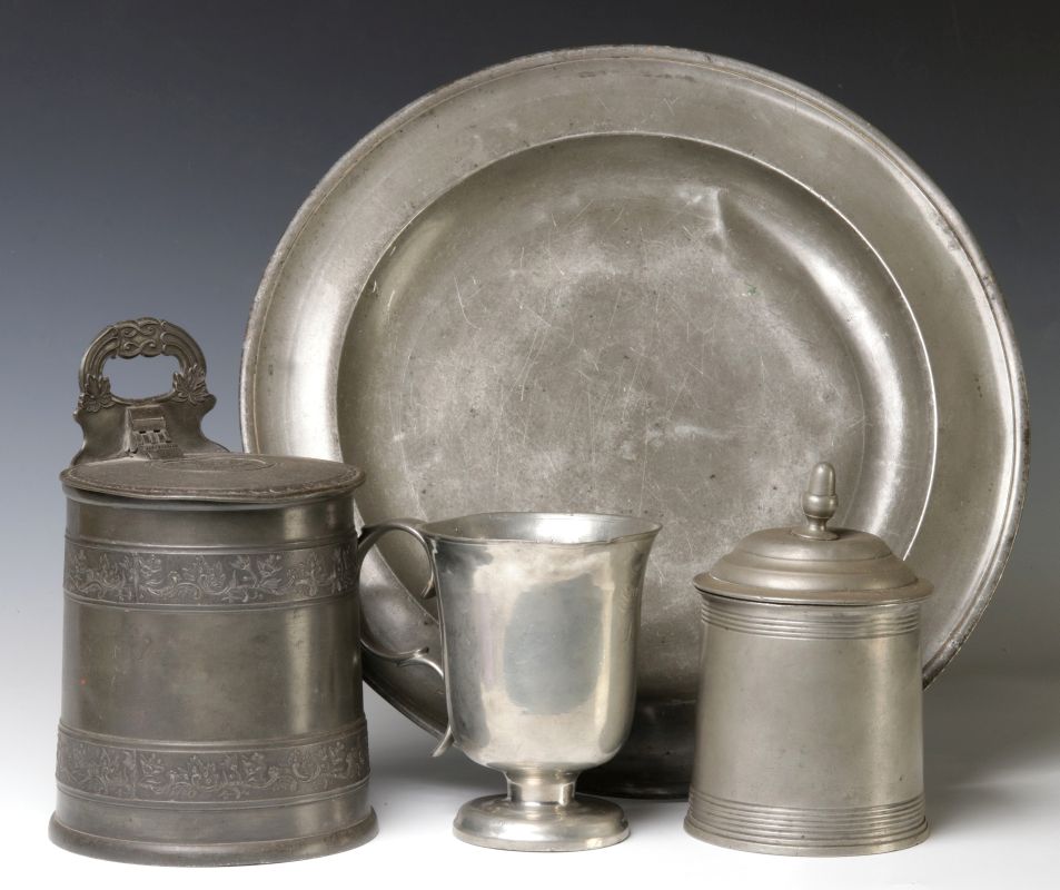 AN ESTATE LOT OF ANTIQUE AND OTHER PEWTER