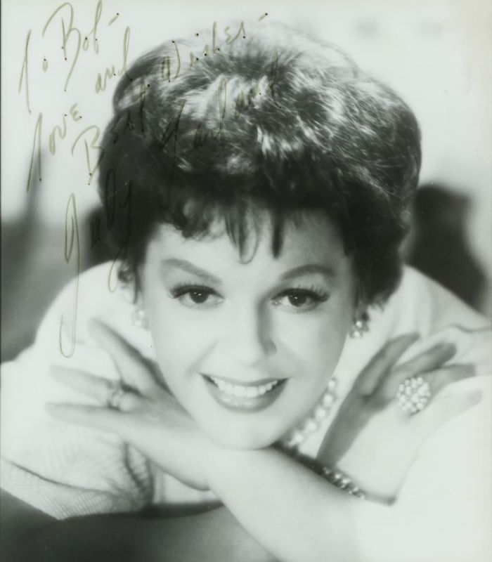 JUDY GARLAND SIGNED AND INSCRIBED PHOTOGRAPH 