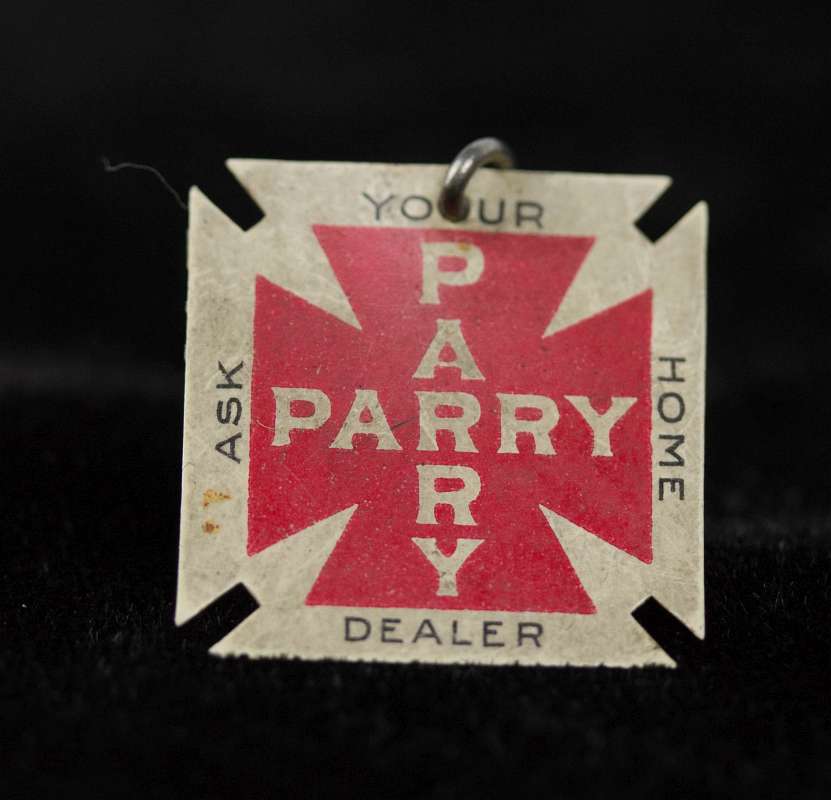A 1905 PARRY BUGGIES CELLULOID ADVERTISING PENDANT