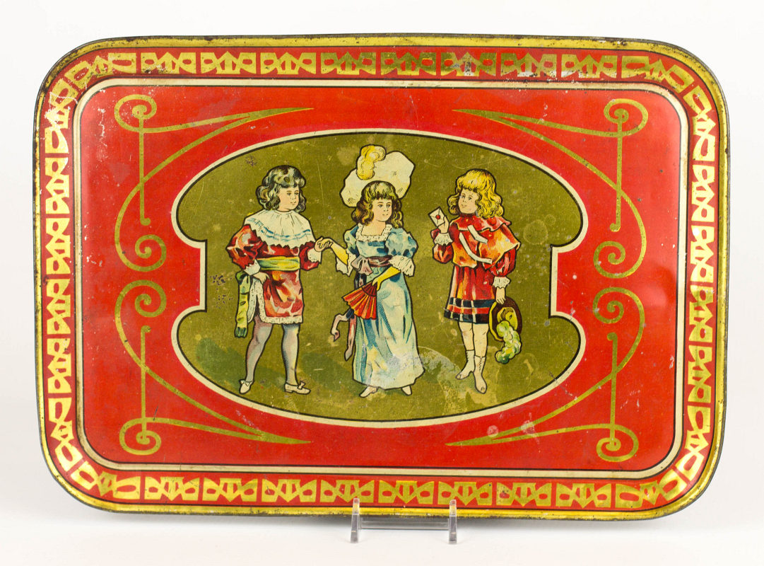 AN 18TH C. COURTING SCENE CHILD'S TIN LITHO TRAY