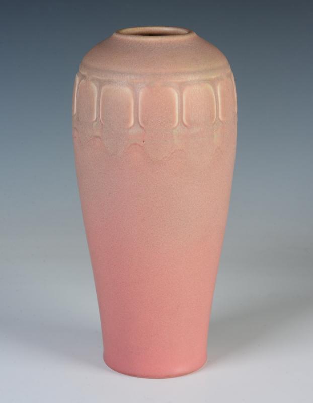 A ROOKWOOD POTTERY VASE DATED 1919