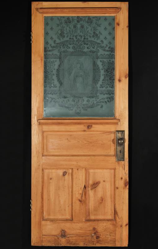 A 19TH C. RESIDENTIAL ENTRY DOOR WITH ETCHED GLASS