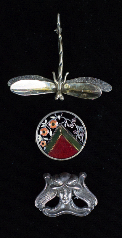 A FIGURAL DRAGONFLY AND OTHER STERLING PINS 