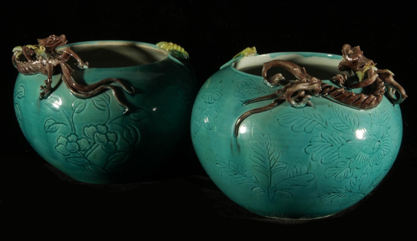 PAIR 20C. CHINESE PORCELAINS WITH APPLIED DRAGONS
