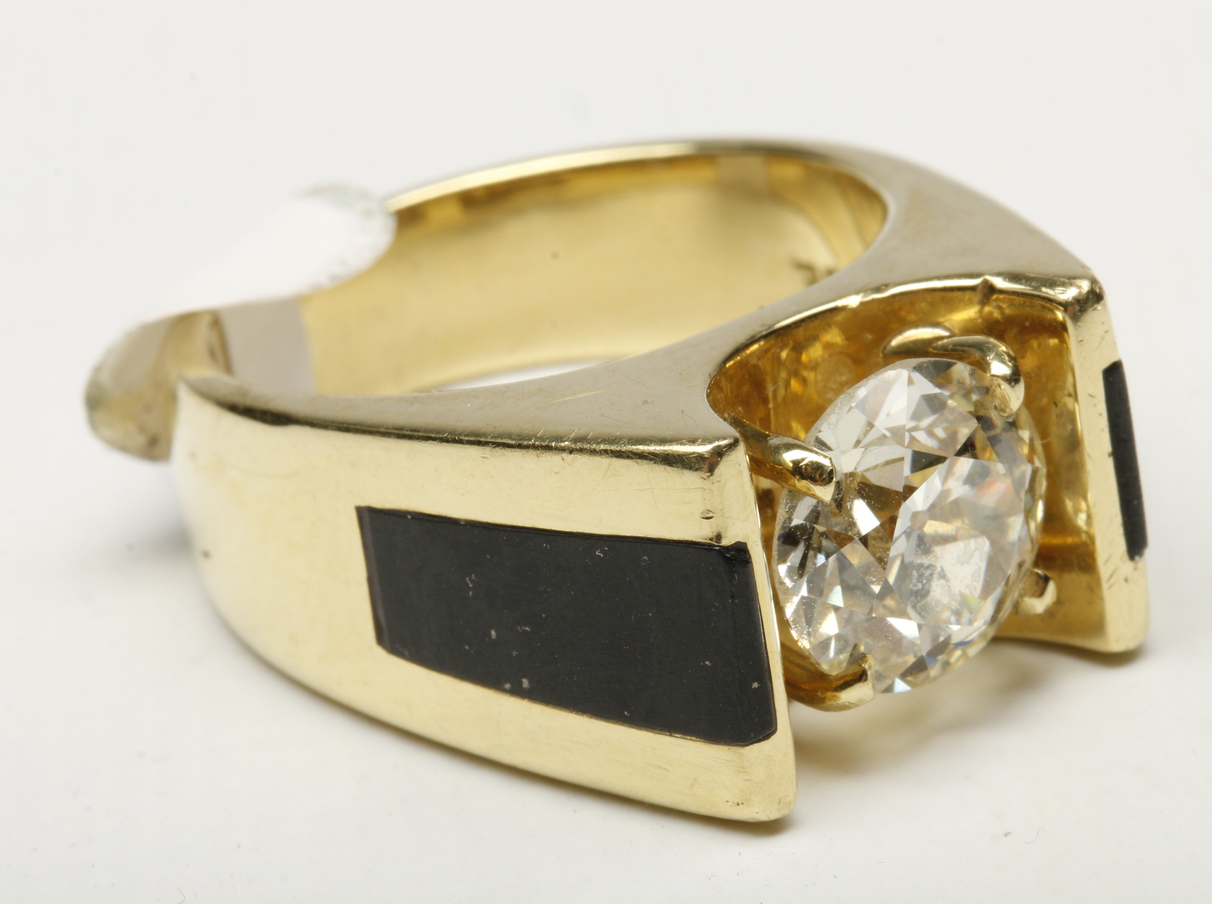 GENT'S 18K GOLD ONYX BAND WITH 3.26 CARAT GIA DIAM