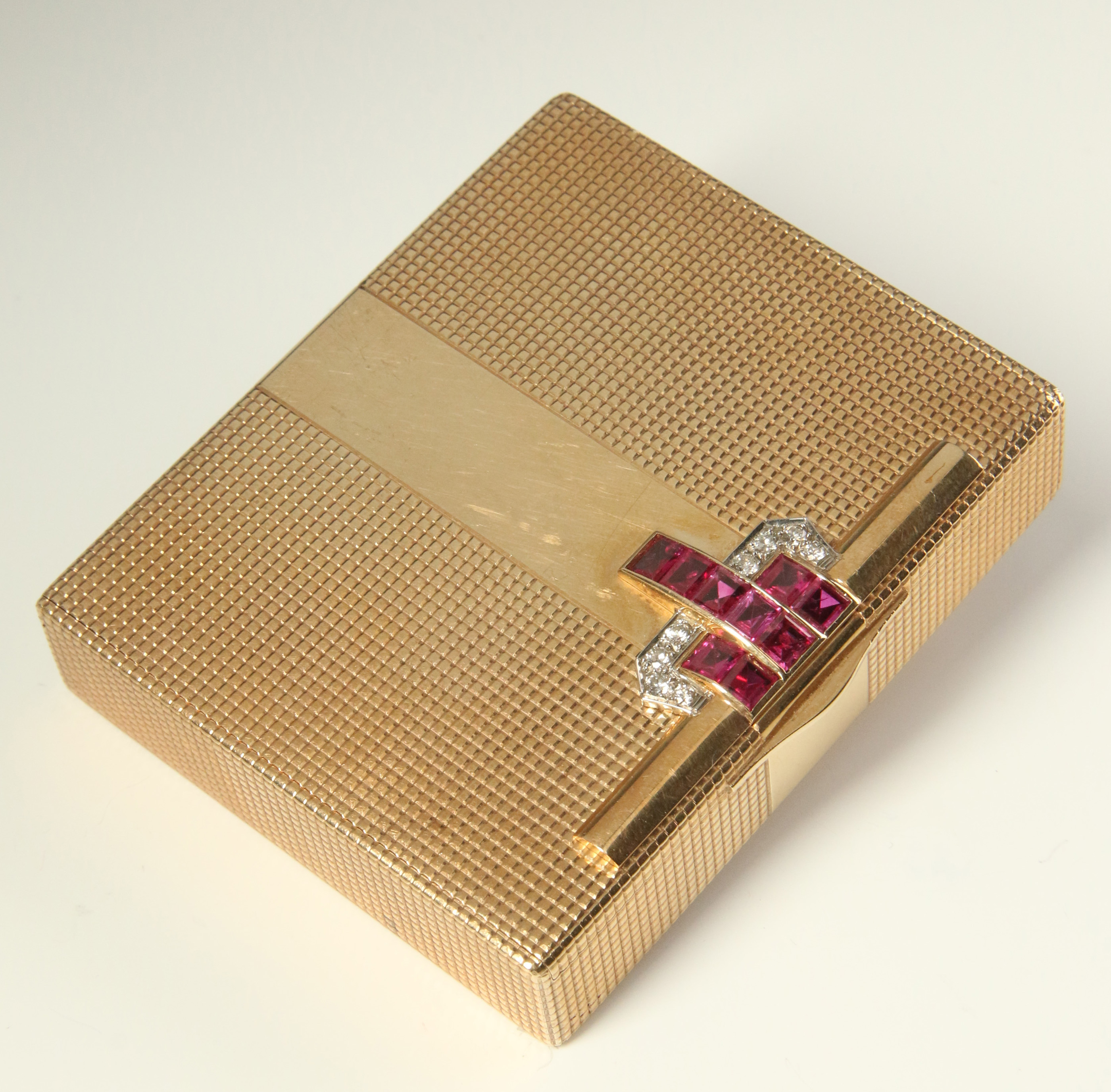 A TIFFANY & CO 14K ART DECO RUBY AND DIAMOND BOX