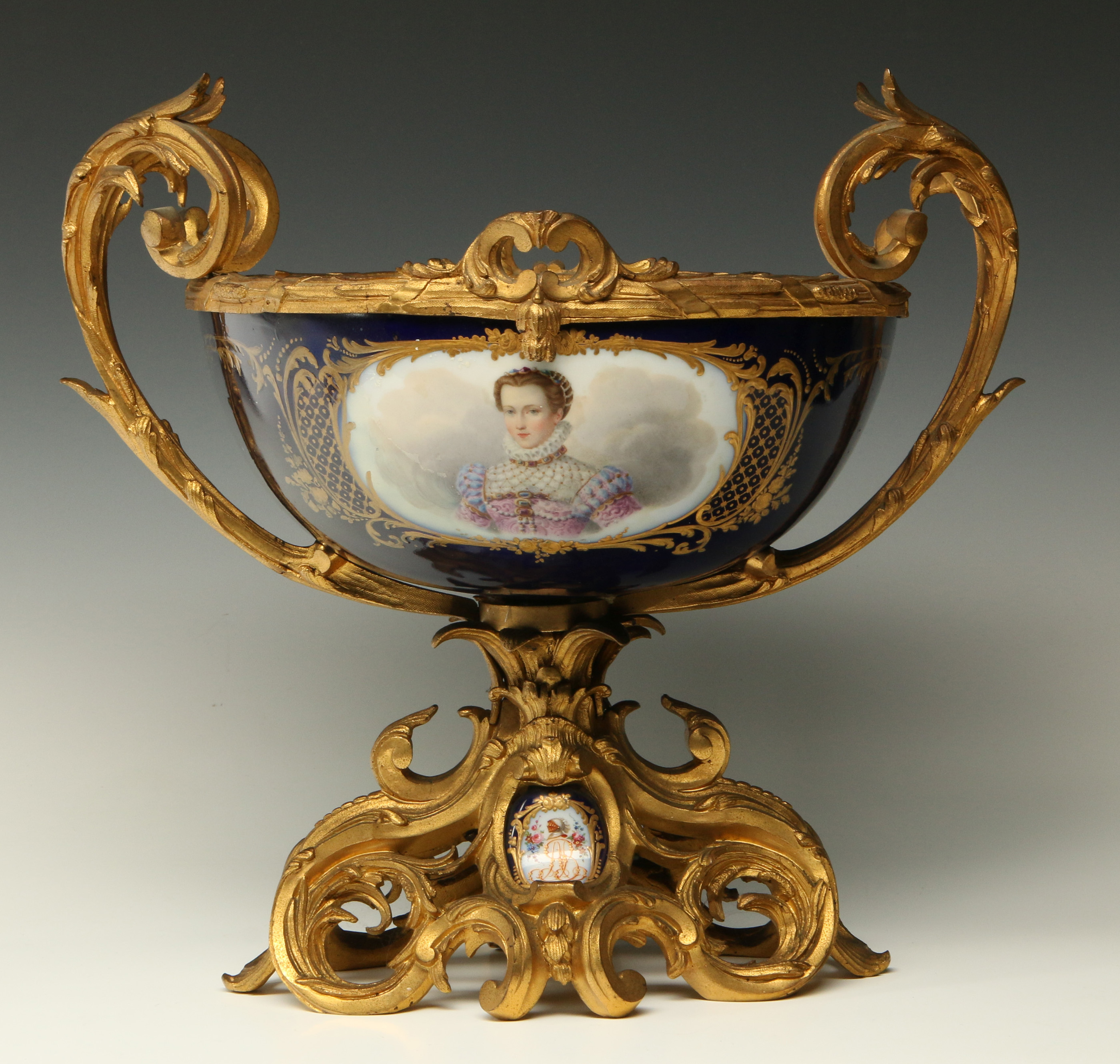 A 19TH C. SEVRES COMPOTE WITH RESTORATION