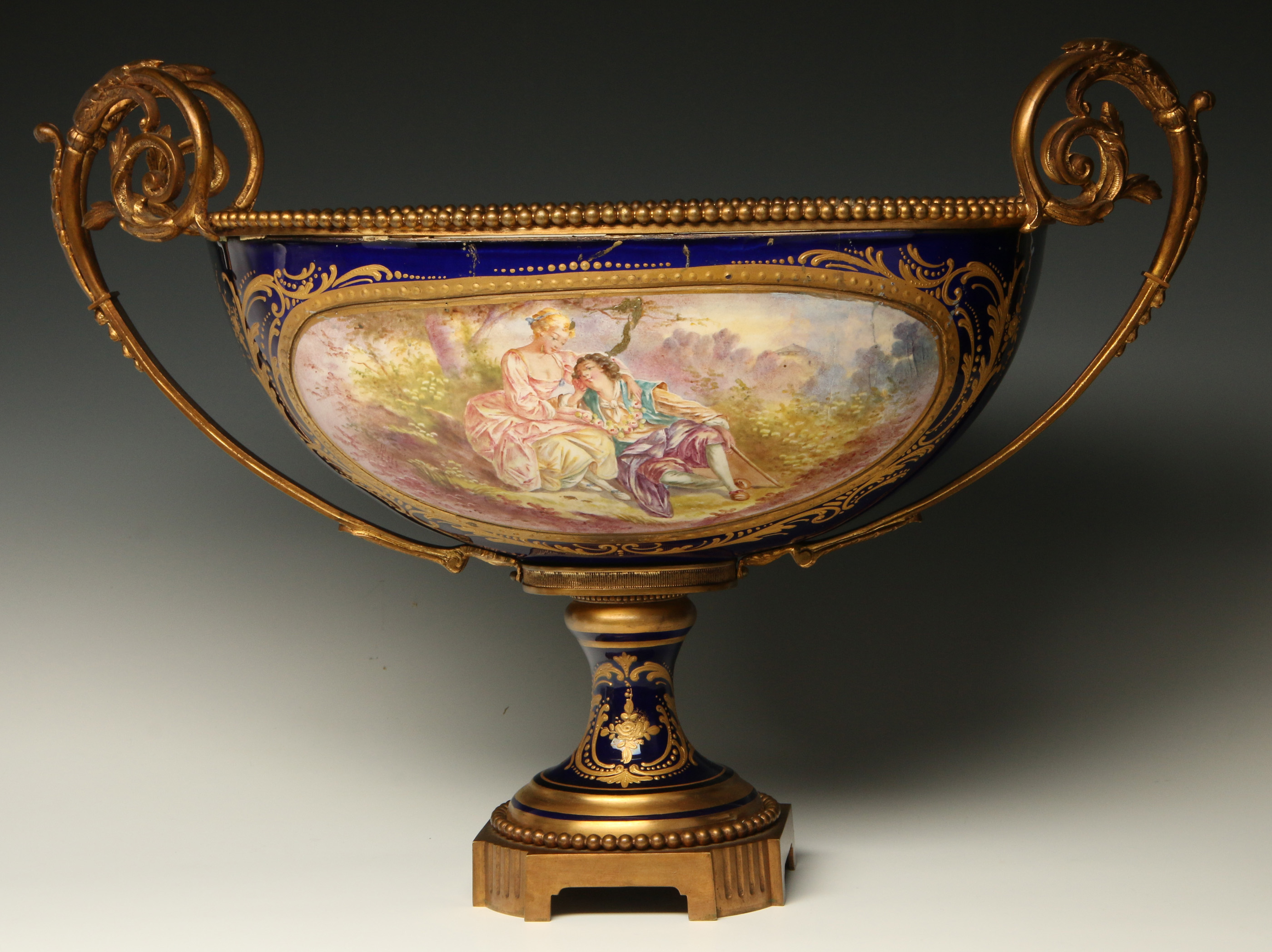 A LARGE 19TH C. SEVRES COMPOTE WITH RESTORATION