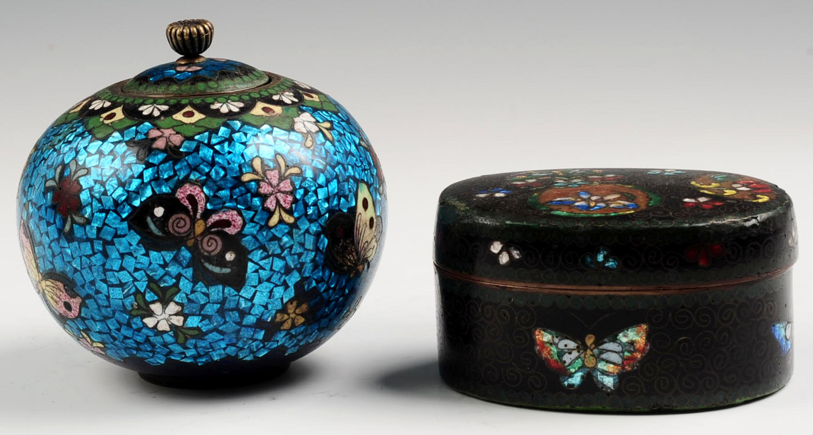 TWO SMALL ANTIQUE CLOISONNE OBJECTS
