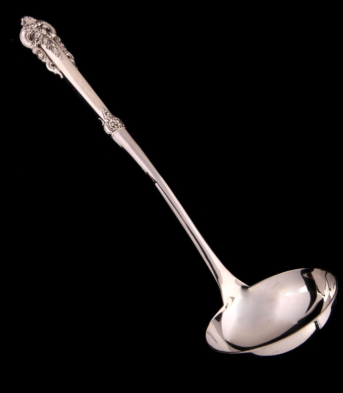 A WALLACE 'GRAND BAROQUE' PUNCH LADLE