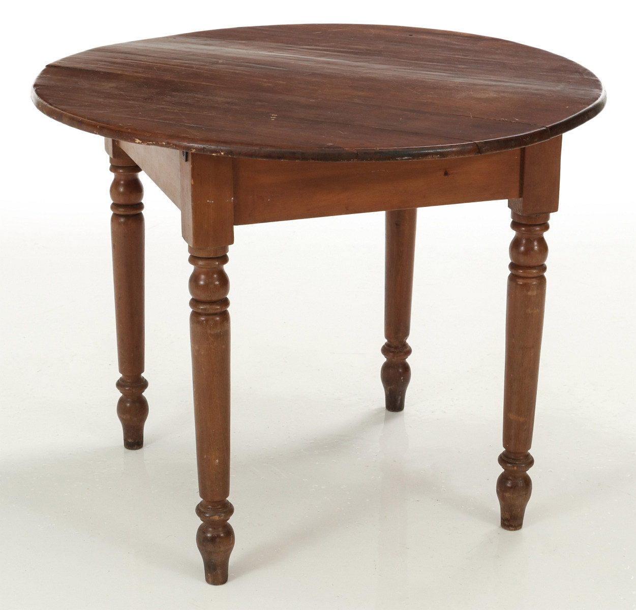 A LATE 19TH CENTURY AMERICAN KITCHEN TABLE