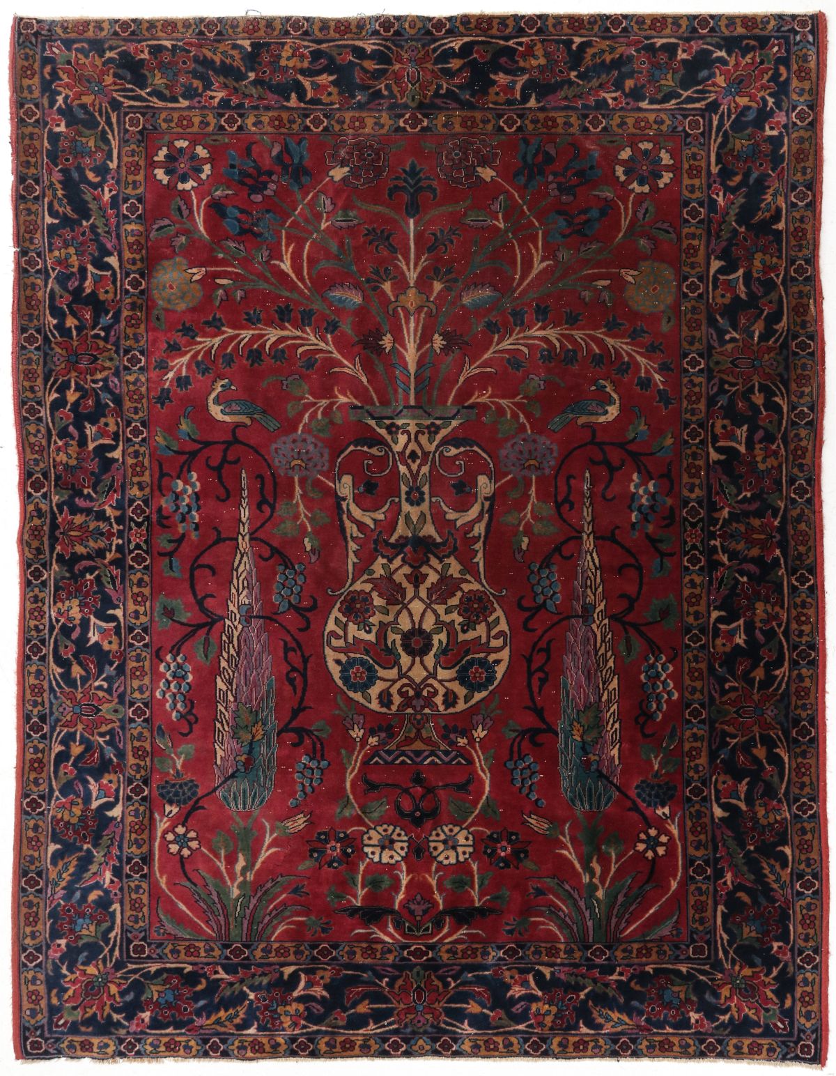 AN EARLY TO MID 20TH C. PERSIAN KIRMAN VASE RUG