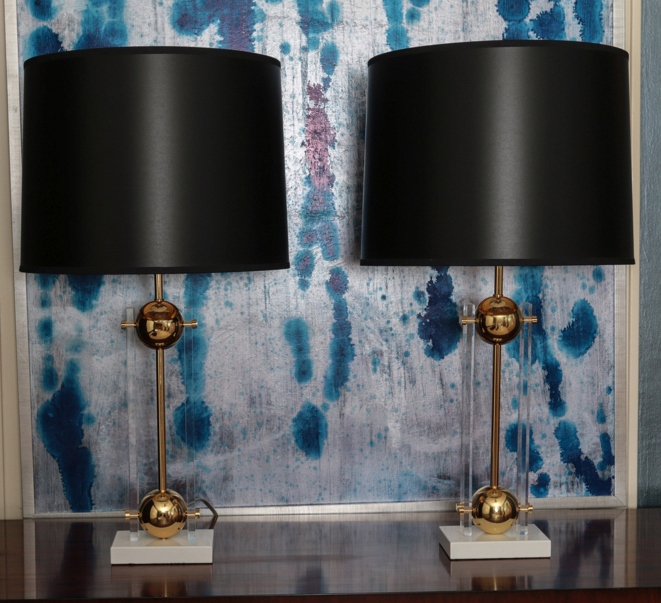 SHARP CONTEMPORARY BRASS AND LUCITE TABLE LAMPS
