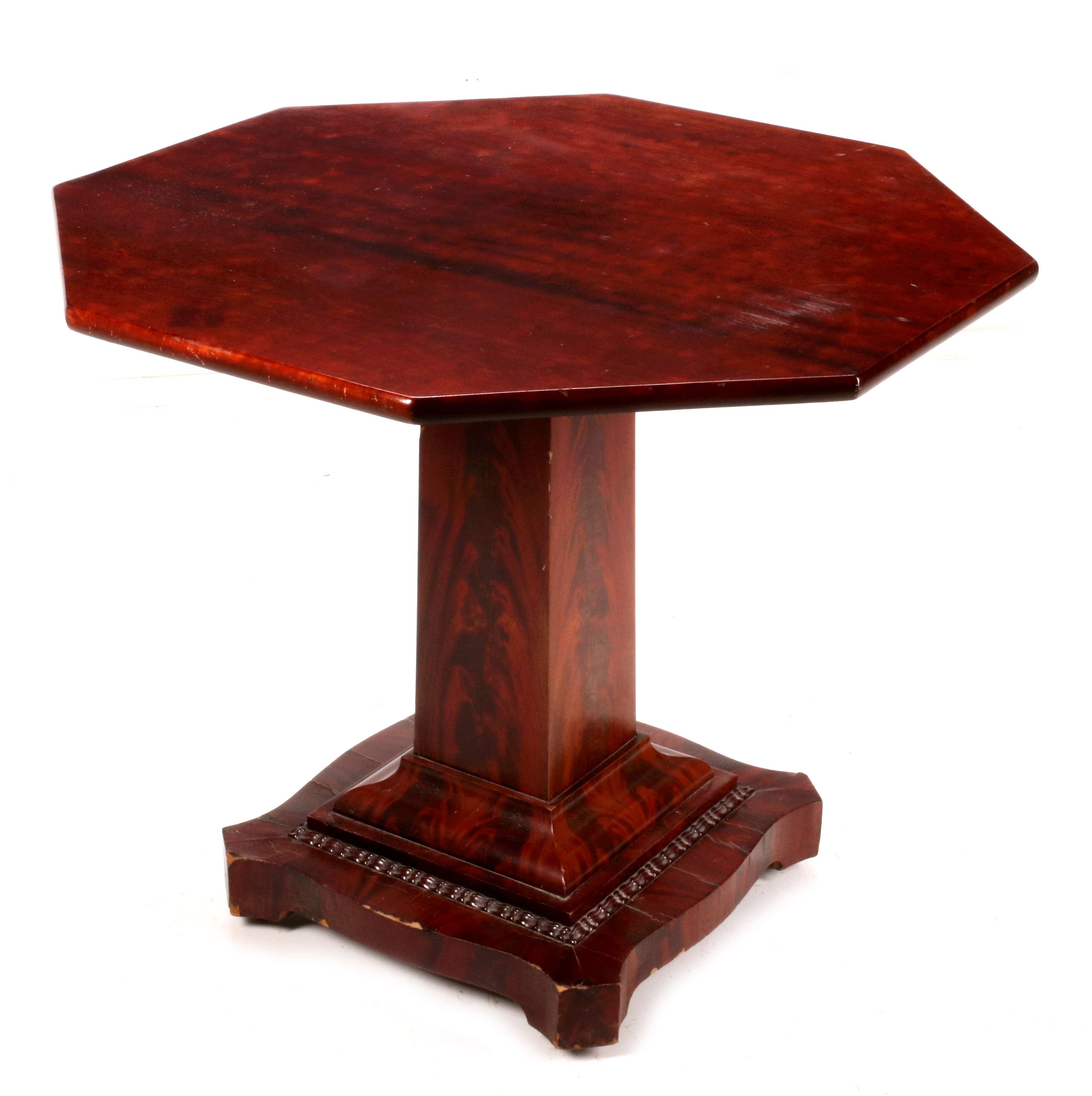 A FIRST PERIOD EMPIRE MAHOGANY CENTER TABLE