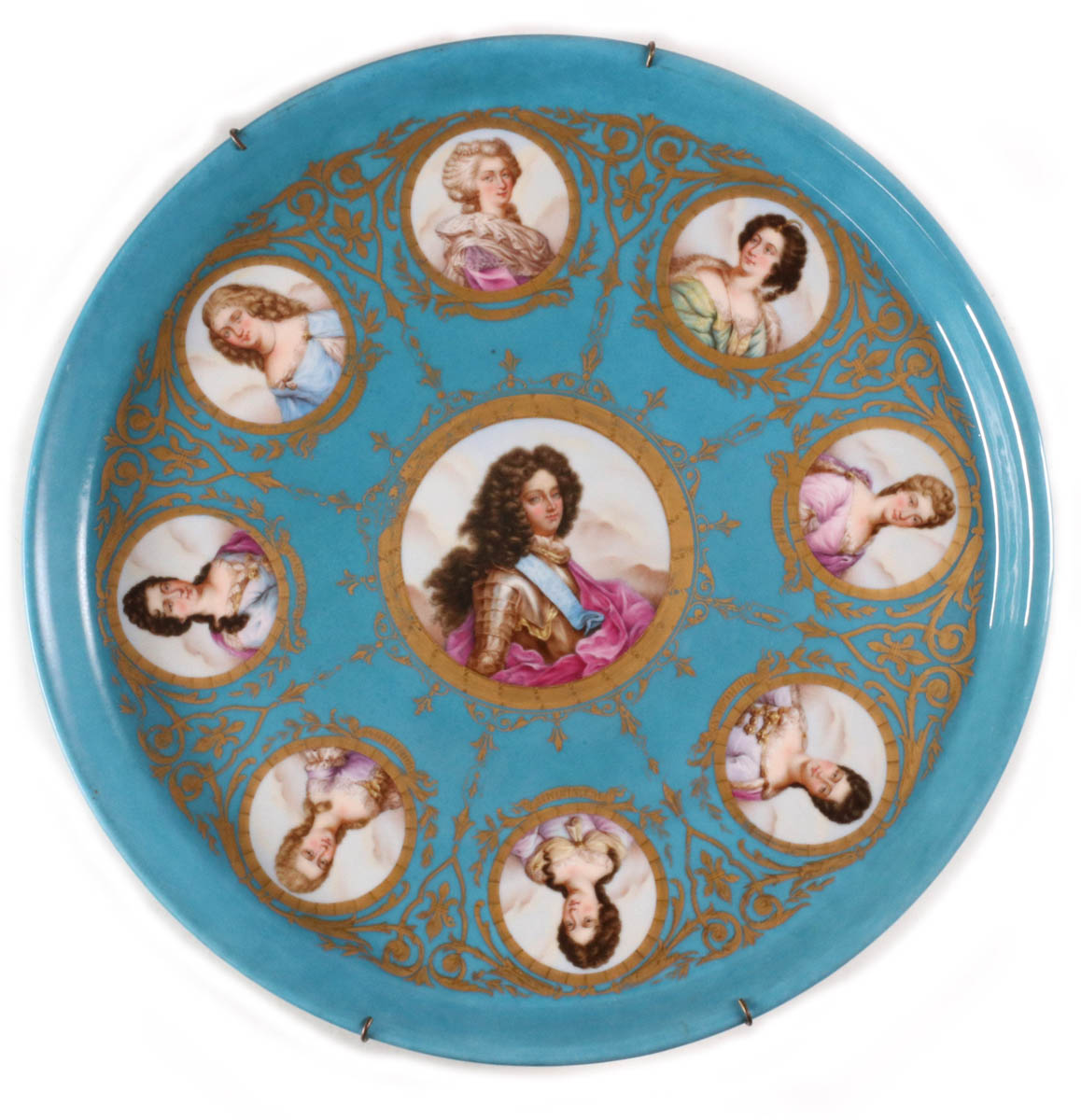 A LARGE SEVRES PORCELAIN CHARGER WITH PORTRAITS