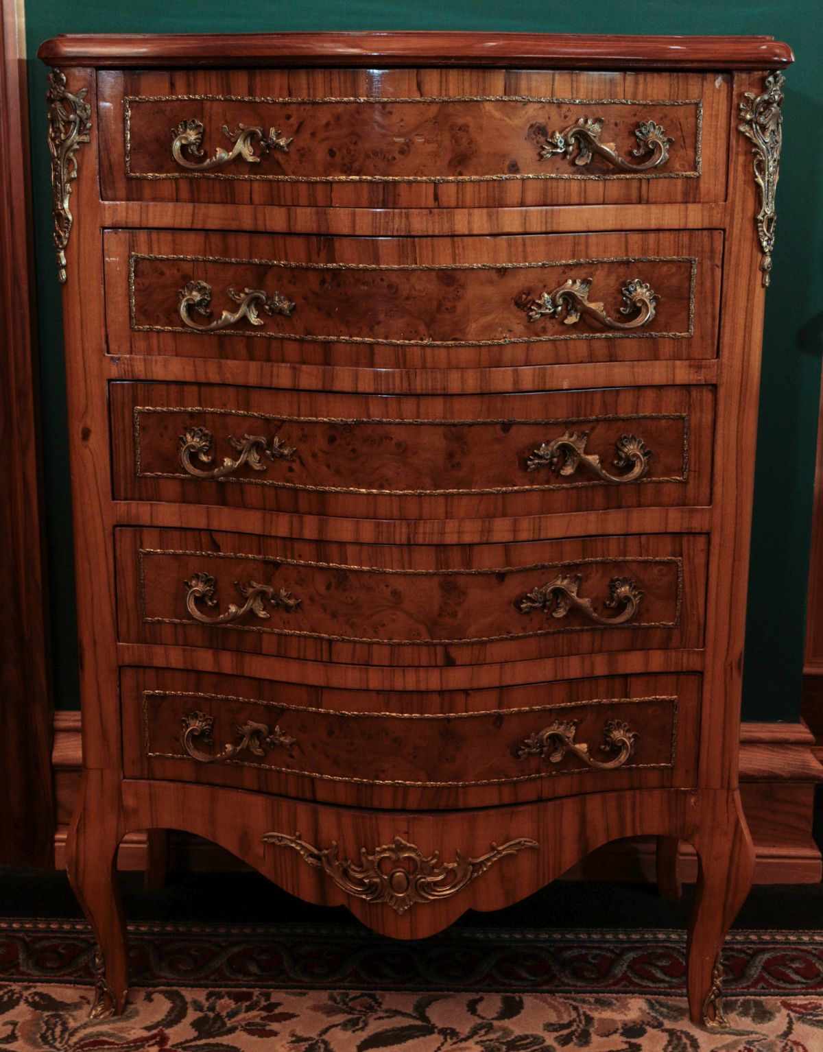 A FRENCH STYLE FIVE DRAWER CHEST W/ ORMOLU MOUNTS