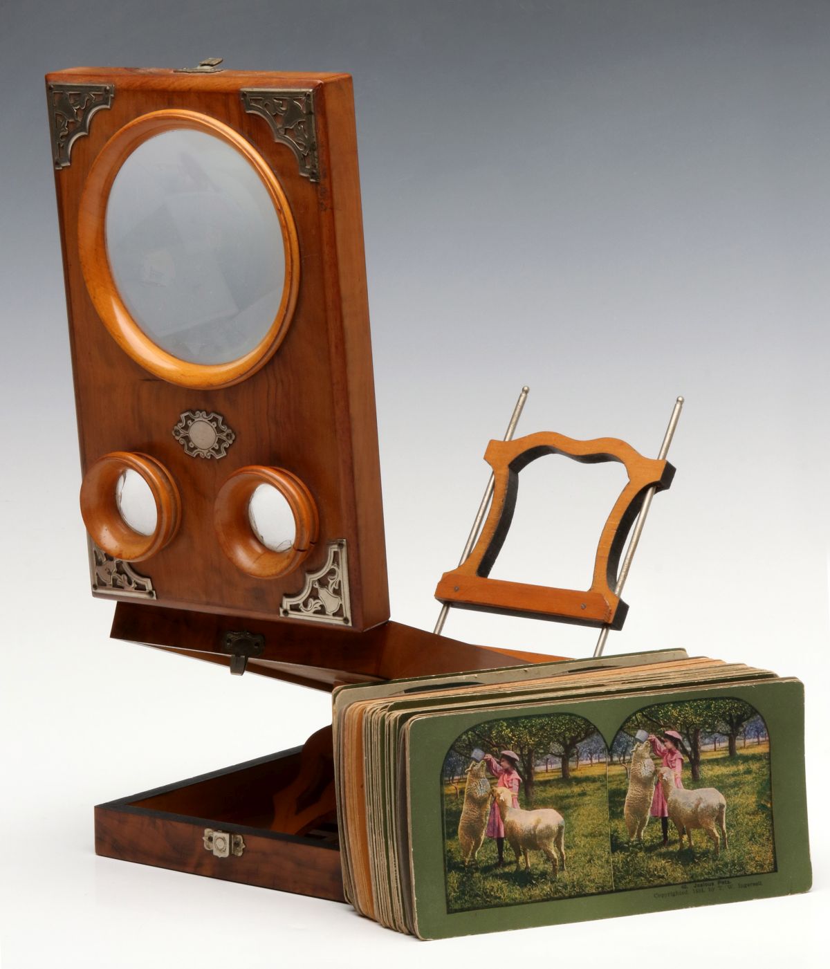 A 19TH C. TABLETOP PHOTO AND CARD VIEWER WITH NICKEL