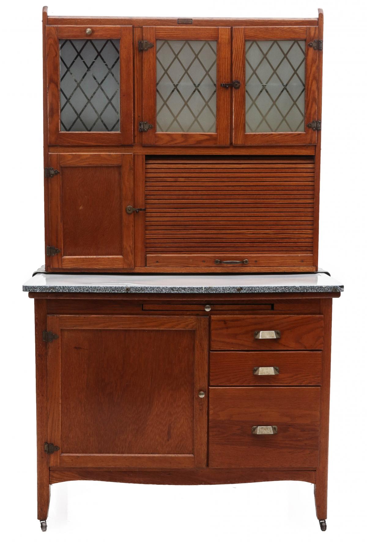 A CLASSIC 1930s KITCHEN CABINET WITH VARIOUS FEATURES