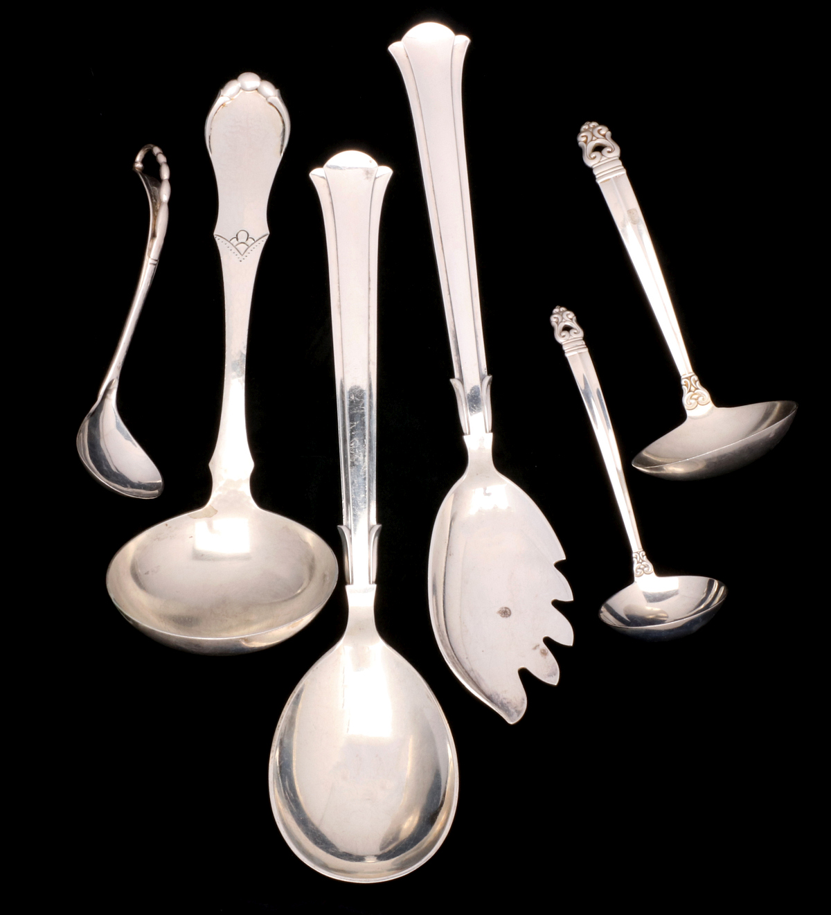 A COLLECTION OF DANISH STERLING SILVER SERVING PIECES