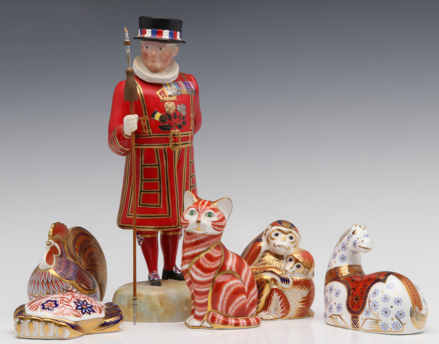 ROYAL CROWN DERBY PAPERWEIGHTS W/ RARE BEEFEATER FIGURE