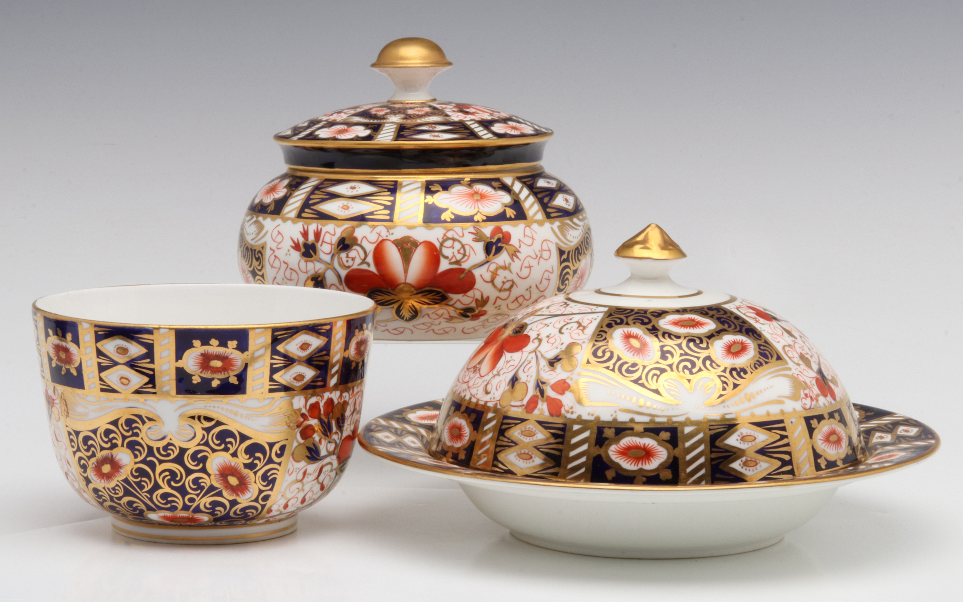 ROYAL CROWN DERBY 'TRADITIONAL IMARI' FOR TIFFANY & CO