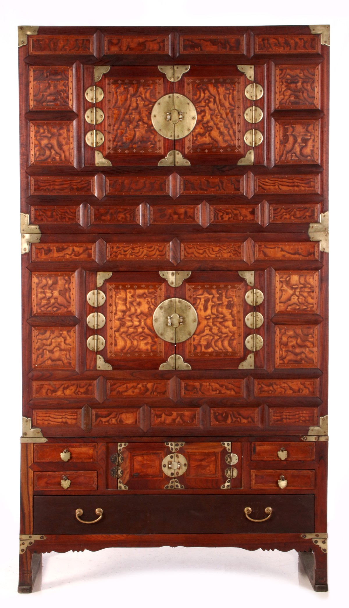 A 19TH CENTURY KOREAN TANSU WITH MARQUETRY DESIGNS