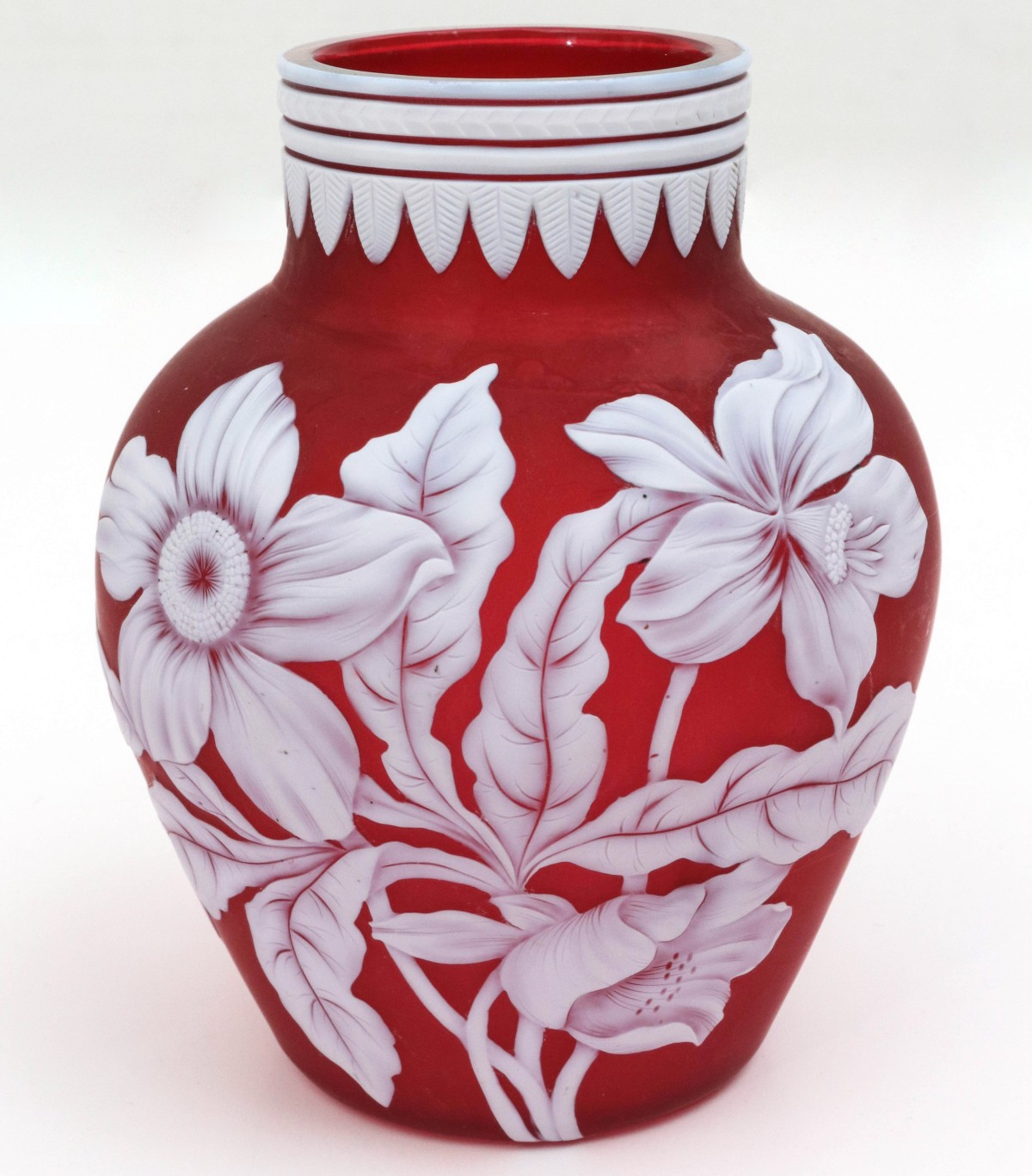 A CAMEO GLASS VASE WITH RED GROUND ATTRIBUTED WEBB