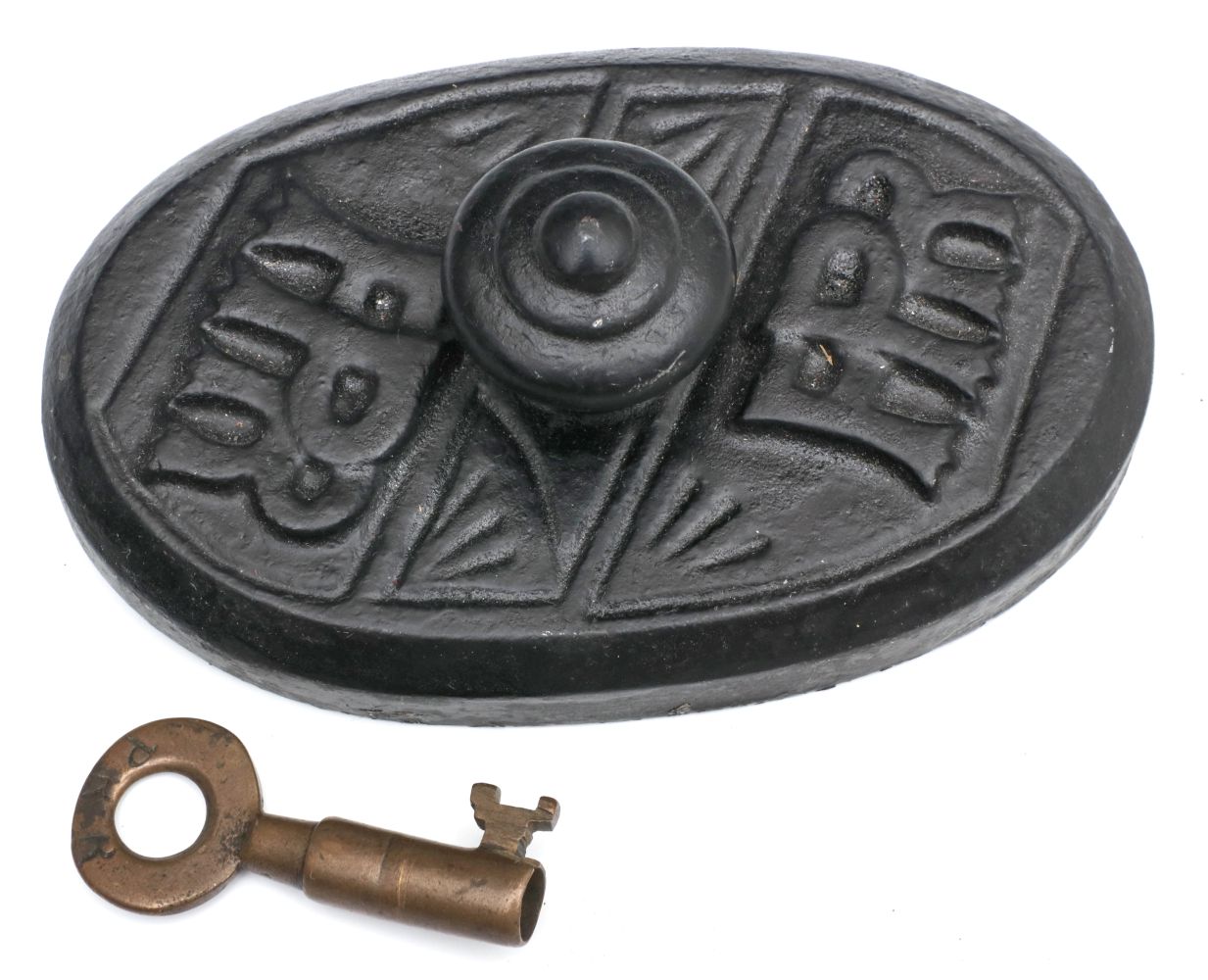 PENNSYLVANIA RAILROAD IRON PAPERWEIGHT AND TAPERED KEY