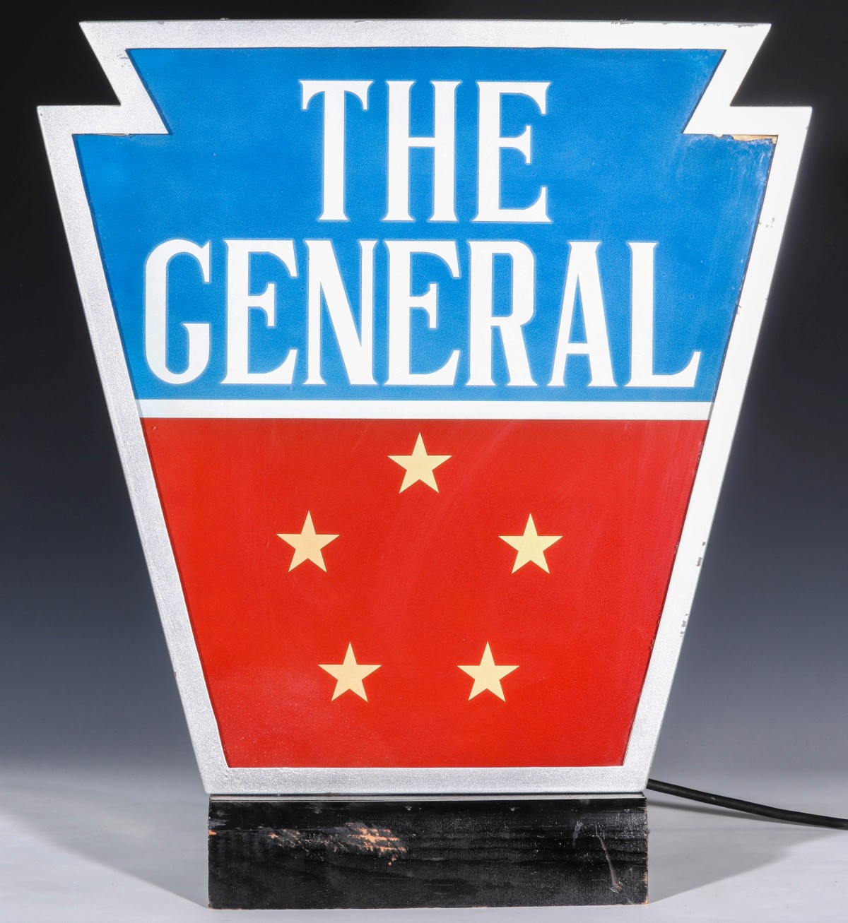 A PENNSYLVANIA RAILROAD 'THE GENERAL' LIGHTED TAIL SIGN