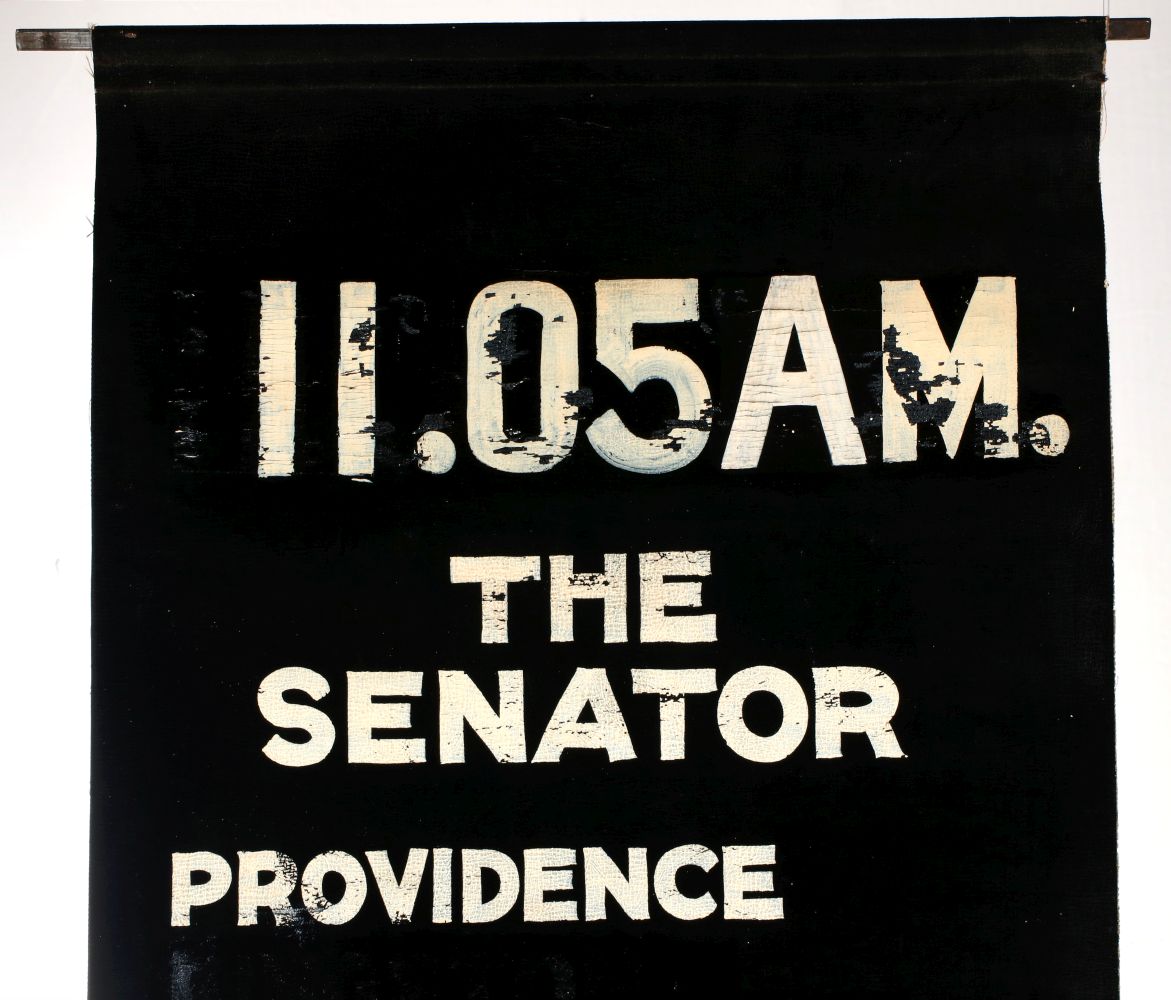 PAINTED GATE SIGN FOR PENNSYLVANIA R.R. 'THE SENATOR'