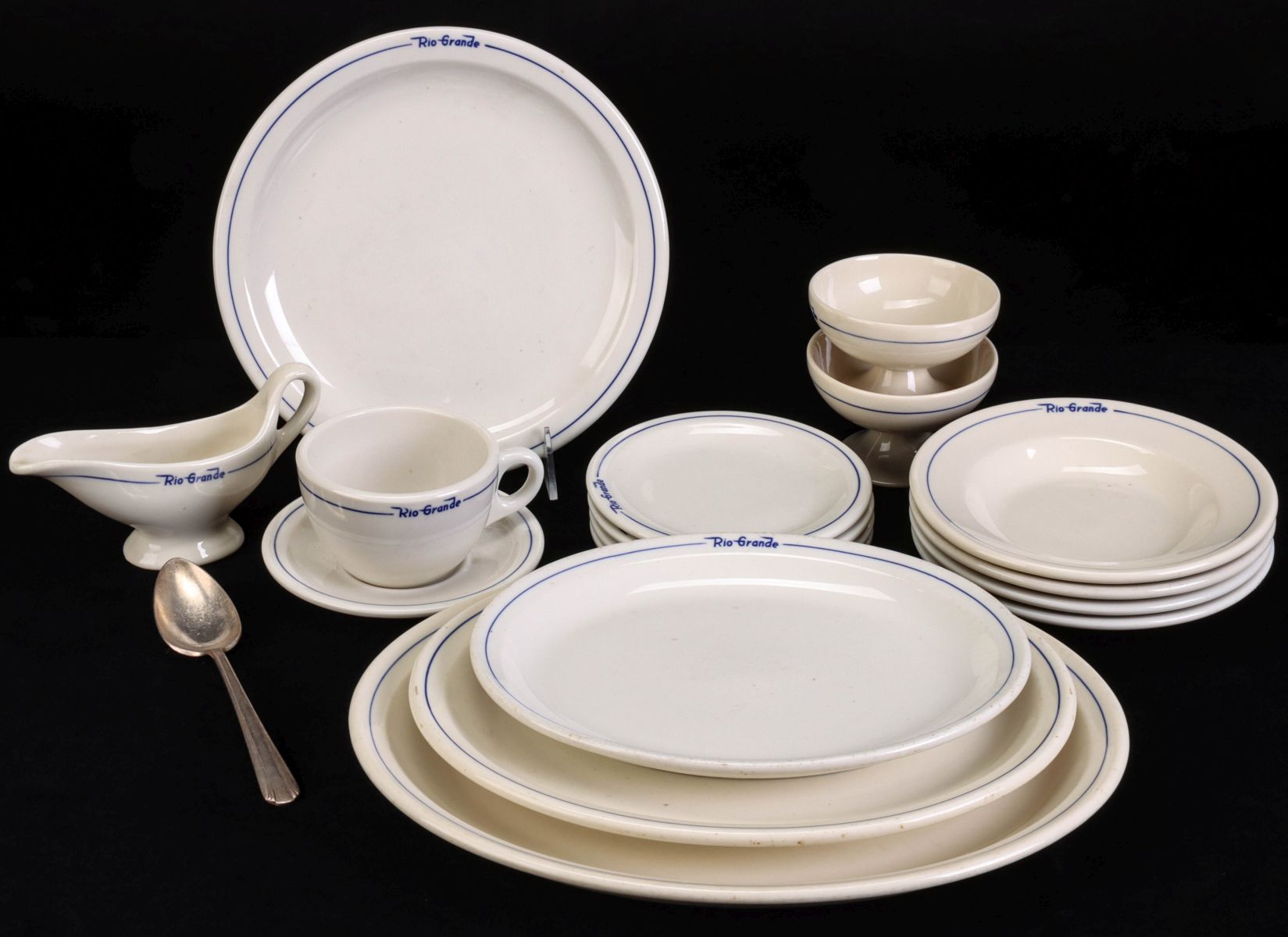 A 17-pc. SET OF D&RGW RAILWAY DINING CAR CHINA