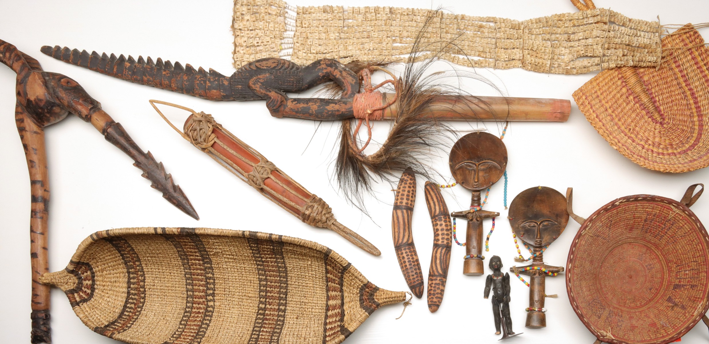 A COLLECTION OF AFRICAN AND OCEANA OBJECTS