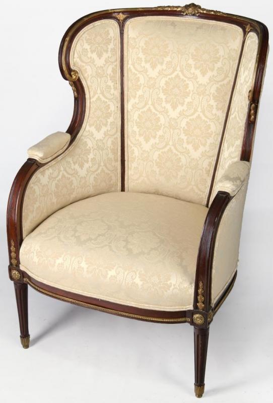 AN EARLY 20TH C. LOUIS XVI STYLE MAHOGANY BERGERE
