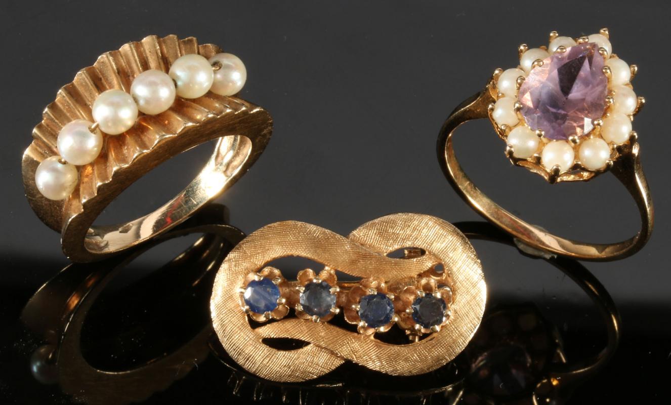 THREE PIECES OF 14K GOLD ESTATE JEWELRY