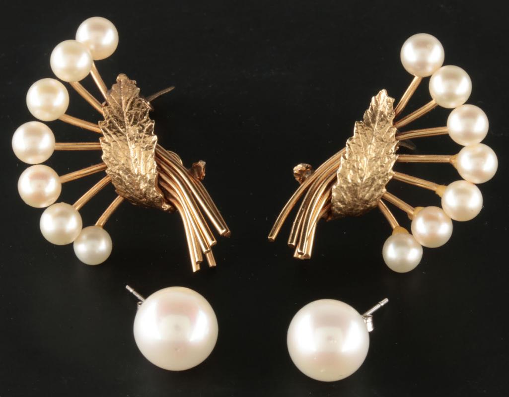 TWO PAIRS OF 14K GOLD PEARL EARRINGS 