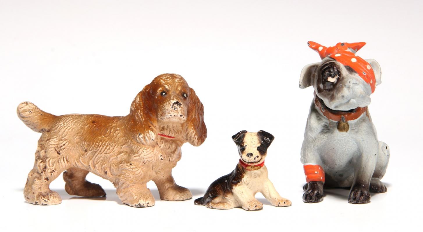 THREE GOOD HUBLEY AND OTHER DOG FIGURES
