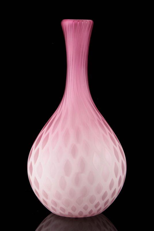 A 19TH C. CRANBERRY MOTHER-OF-PEARL GLASS VASE