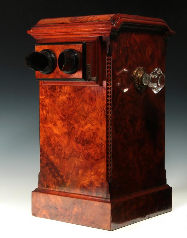 AN EXCEPTIONAL MOORSE-TYPE DELUXE CABINET VIEWER