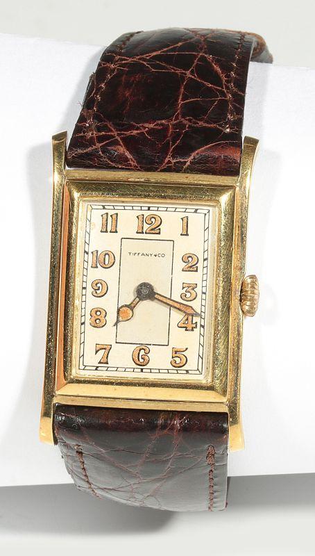 A GENT'S VINTAGE 18K WRIST WATCH FOR TIFFANY & CO