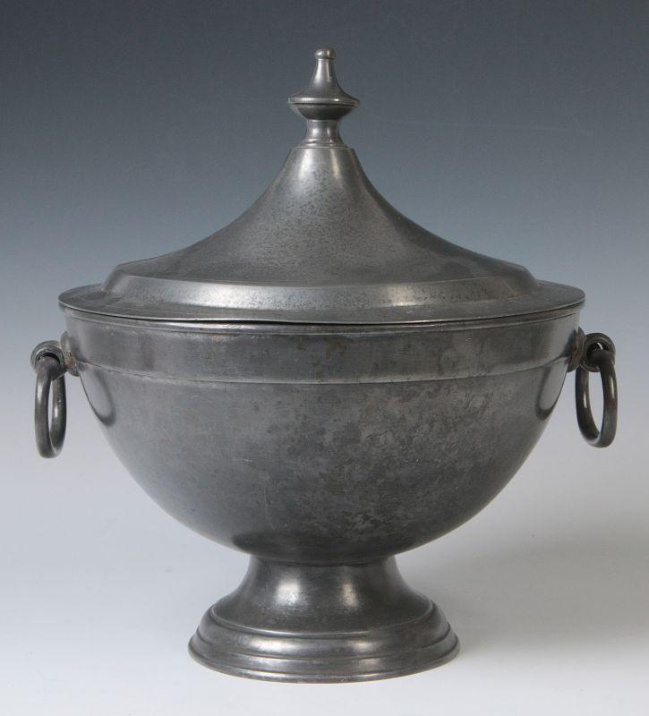 A 19TH CENTURY FRENCH COVERED PEWTER TUREEN