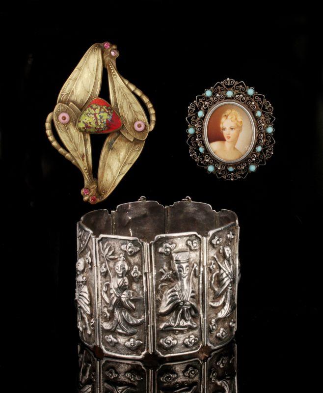 A COLLECTION OF FINE ESTATE JEWELRY