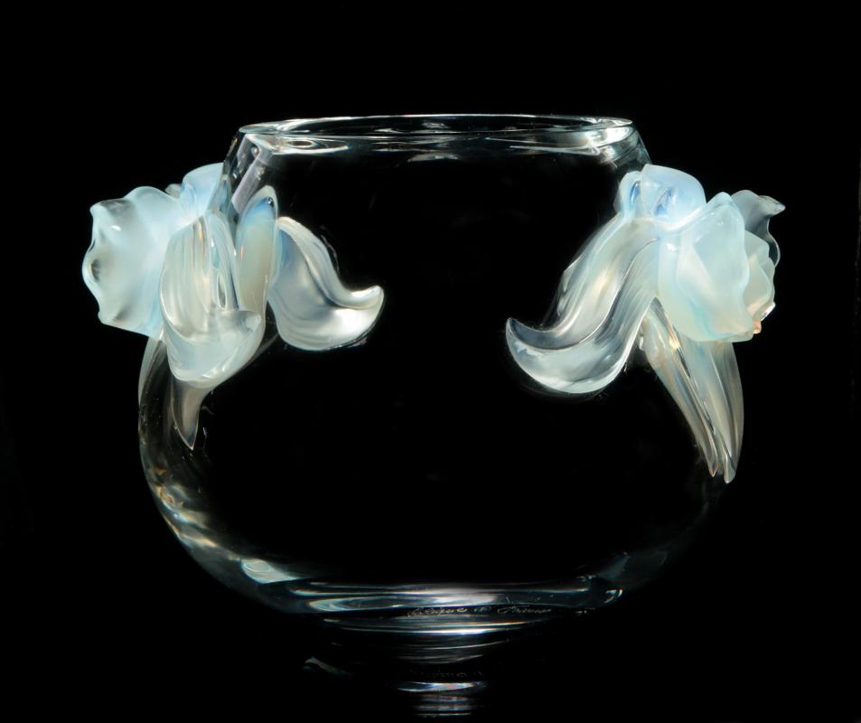 LALIQUE FRENCH CRYSTAL 'ORCHIDEE' OPALESCENT VASE
